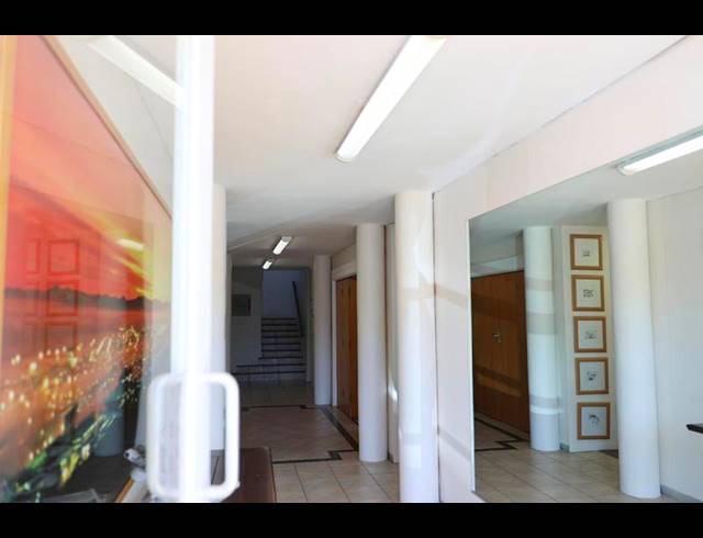OFFICE PROPERTY TO RENT IN VREDEHOEK